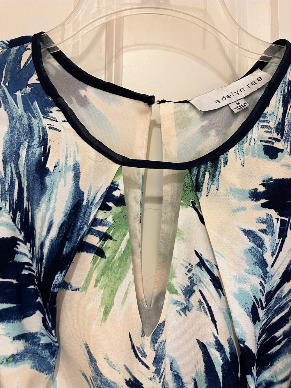 Adelyn Rae Abstract Print Cold Shoulder Dress - Picture 6 of 9